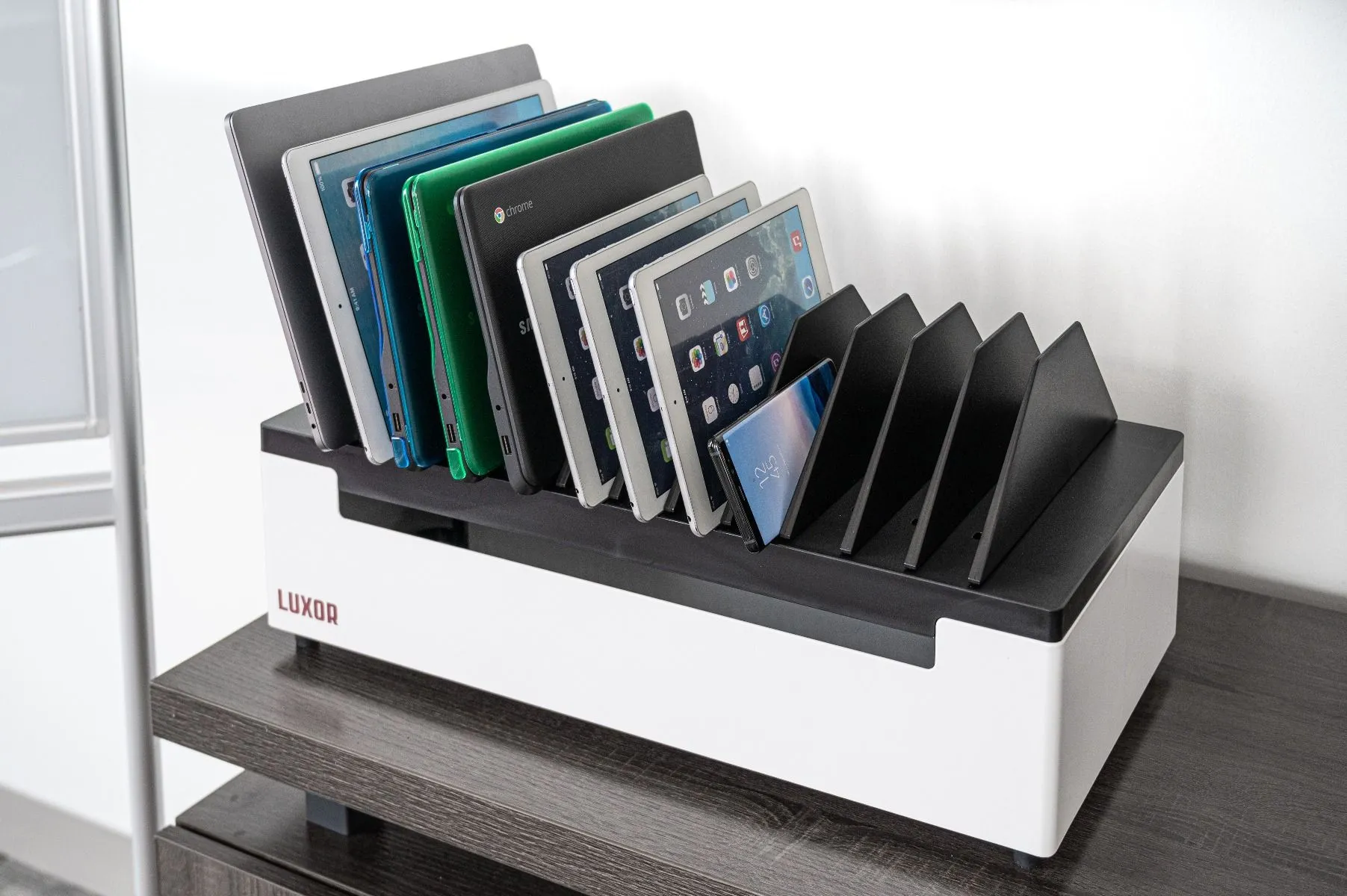 12-Port Charging Station for Mobile Devices