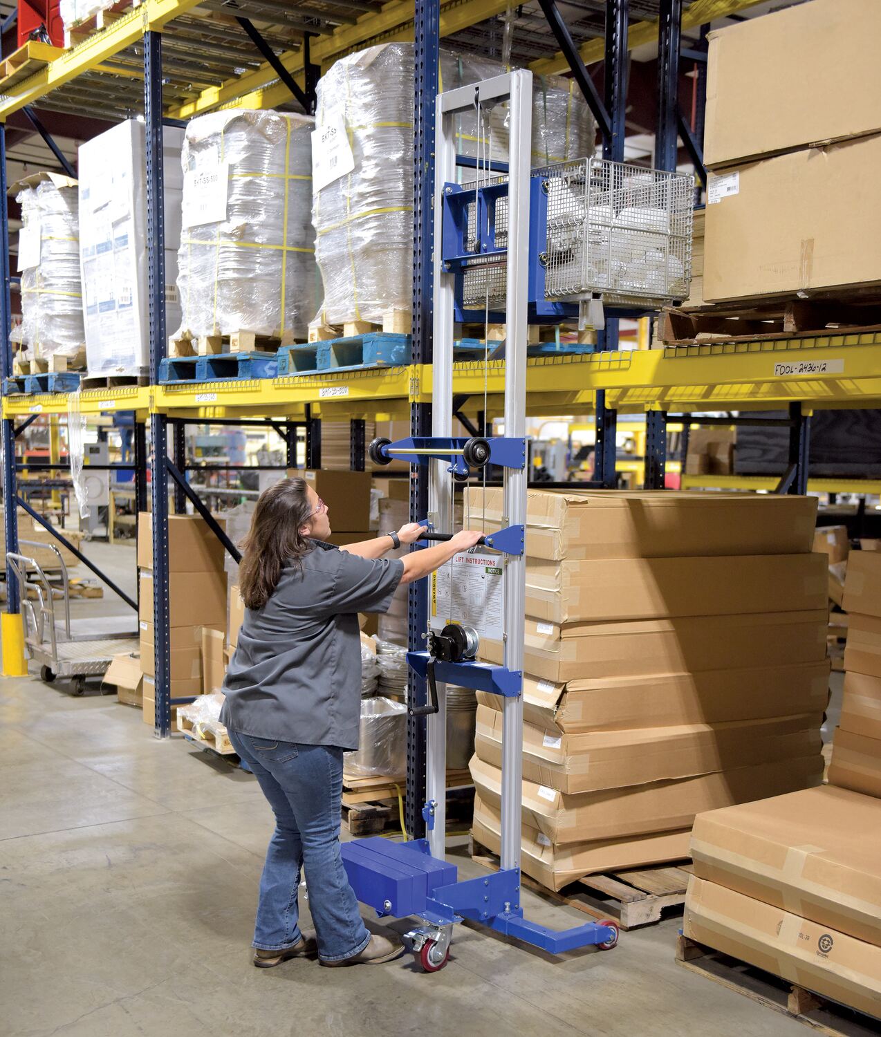 Deluxe Hand Winch Lift Trucks